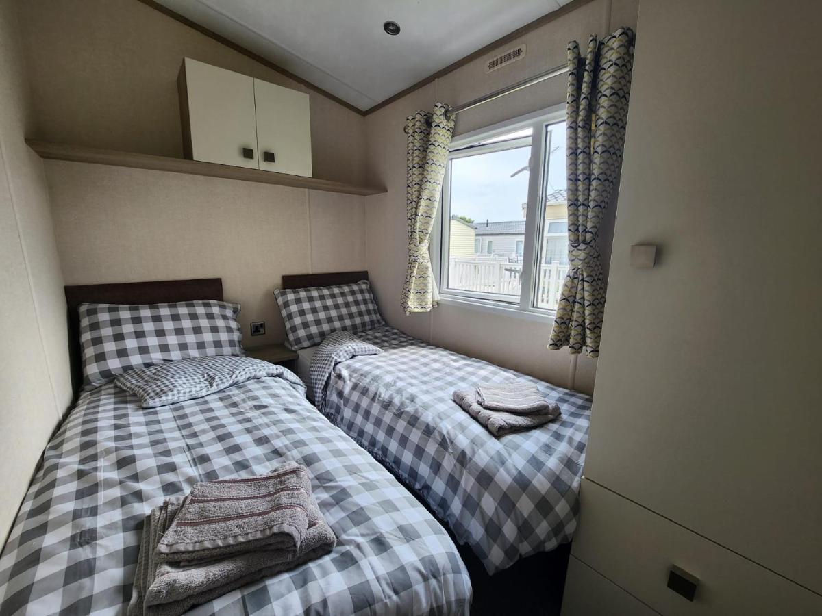 D & A Short Breaks - St Margarets Bay, Dover 호텔 Saint Margaretʼs at Cliffe 외부 사진