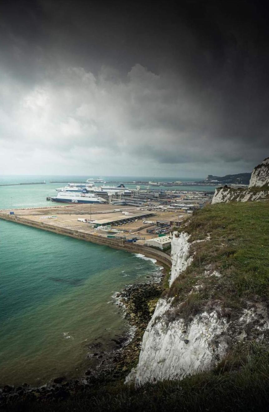 D & A Short Breaks - St Margarets Bay, Dover 호텔 Saint Margaretʼs at Cliffe 외부 사진